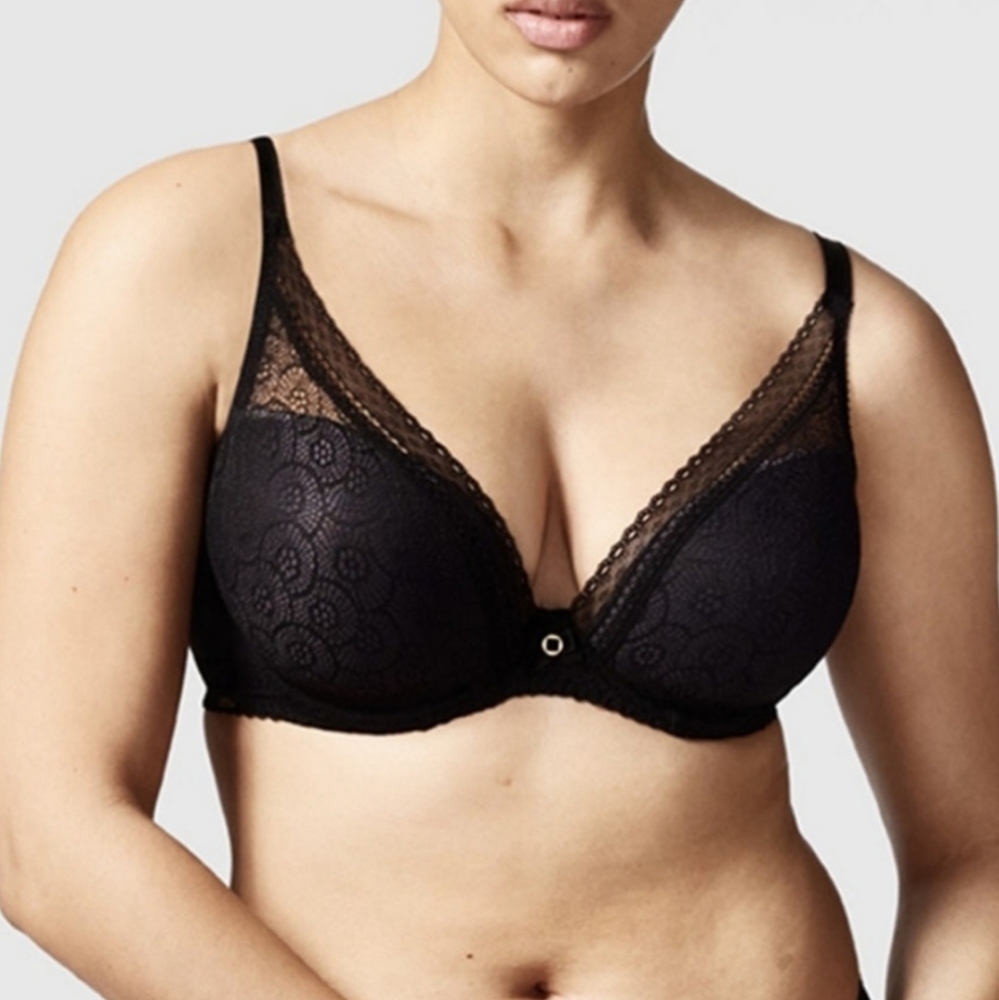 Chantelle Festivite Lace Plunge Bra 38DD